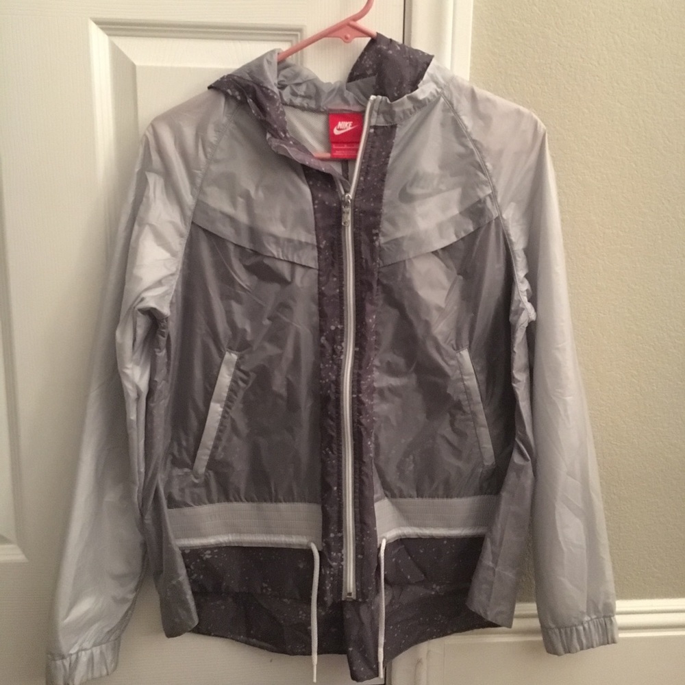 Nike jacket!!! NWOT